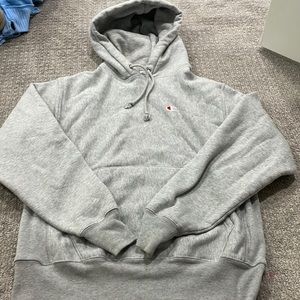 Champion Sweatshirt